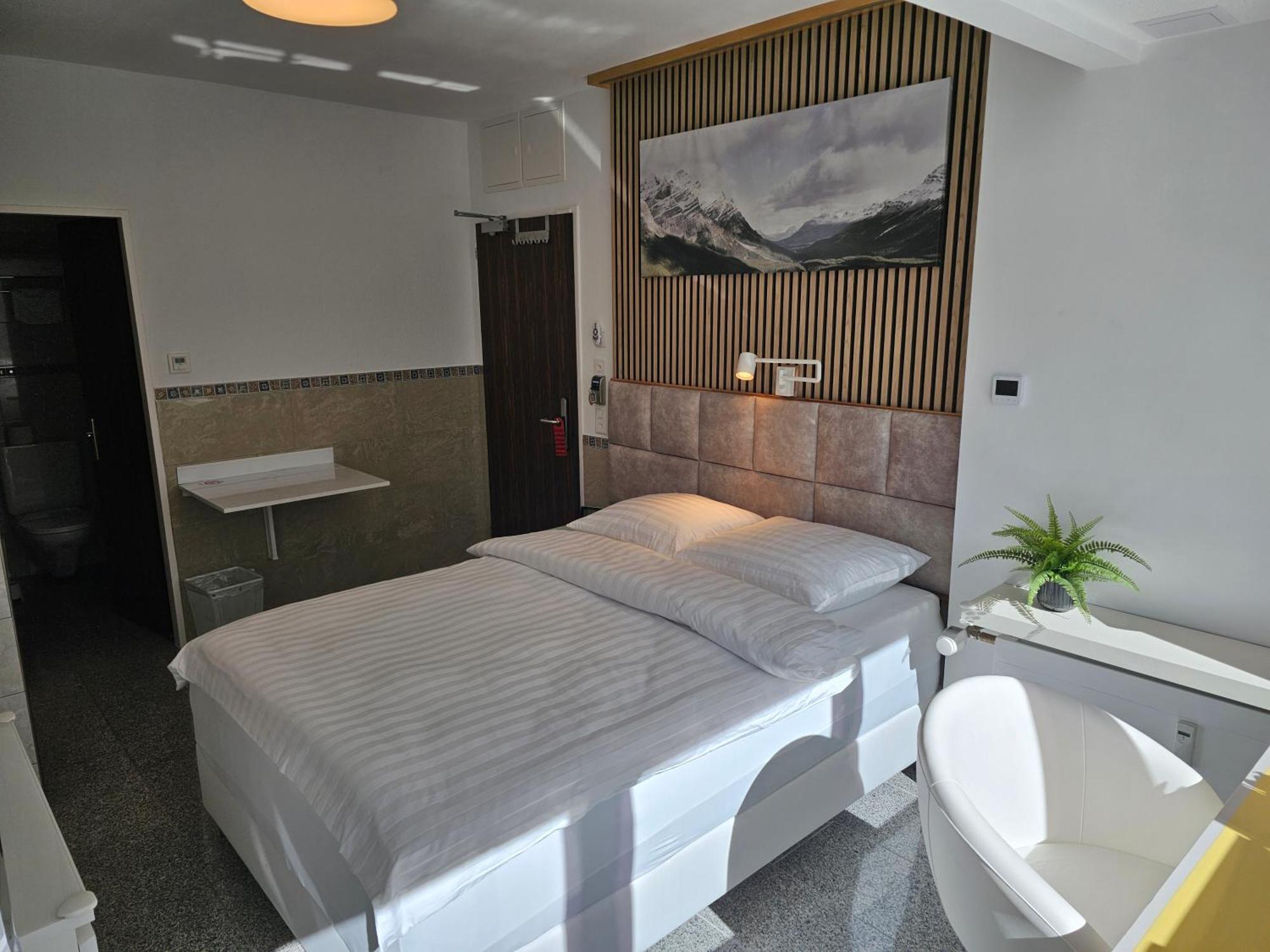 Motel 96 Бальцерс Экстерьер фото
